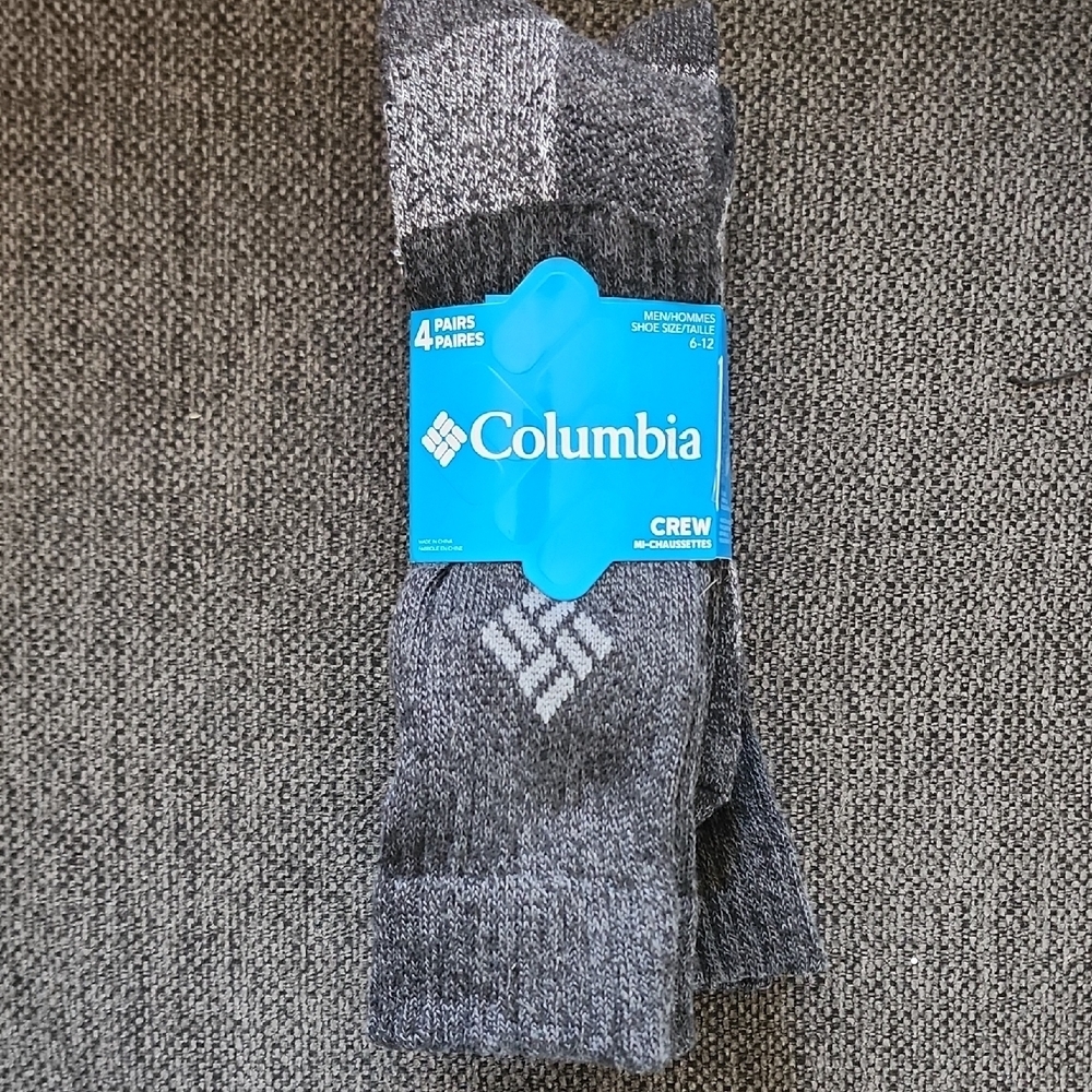 Columbia Gray Casual Socks with Textured Knit